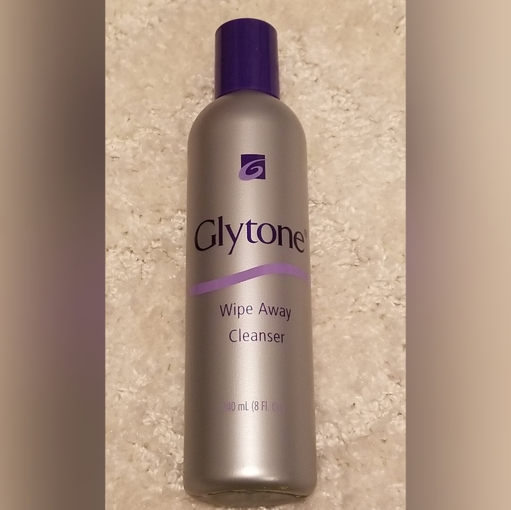 NWOT GLYTONE Wipe Away Cleanser (Astringent)